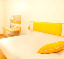 Standard Queen Double Room